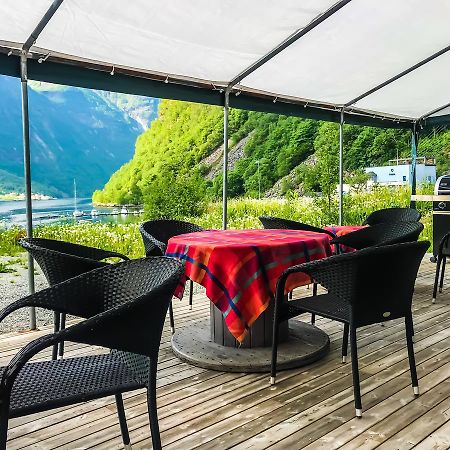 Hjorundfjord Hostel Bjorke Екстер'єр фото