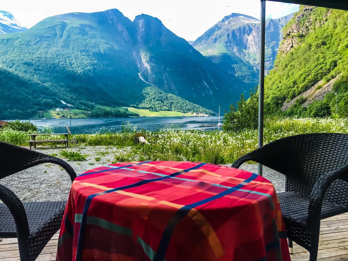 Hjorundfjord Hostel Bjorke Екстер'єр фото